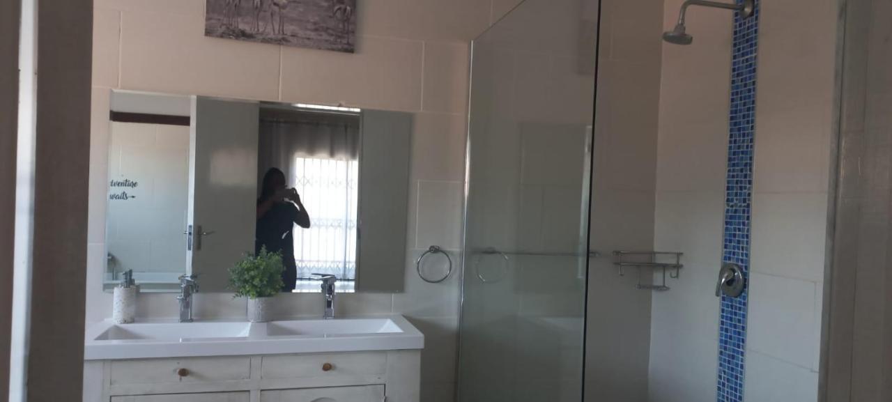 Entire 4 Bedroom House In Midrand, Johannesburg Randjesfontein Exterior foto